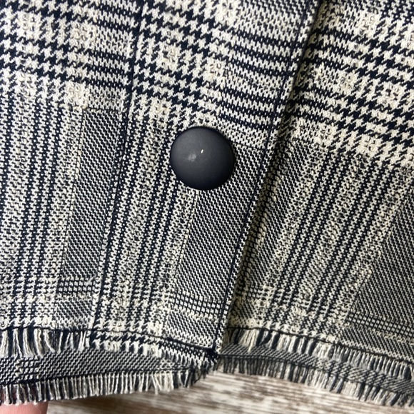 Urban outfitters gray plaid snap front mini skirt EUC SZ large school girl - Picture 8 of 8